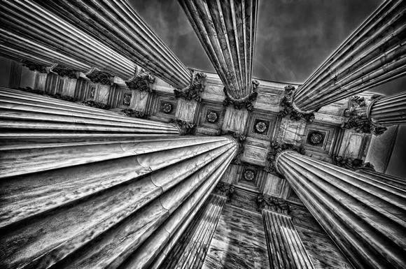 Apr3-2010DC-SuprCourtDay058_HDR-B&W